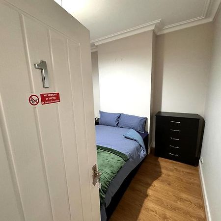 Hotel Bluebells Of Kathleen Near Birmingham Airport Extérieur photo